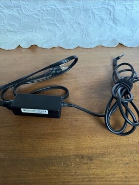 HP Black AC Power Adapter Charger